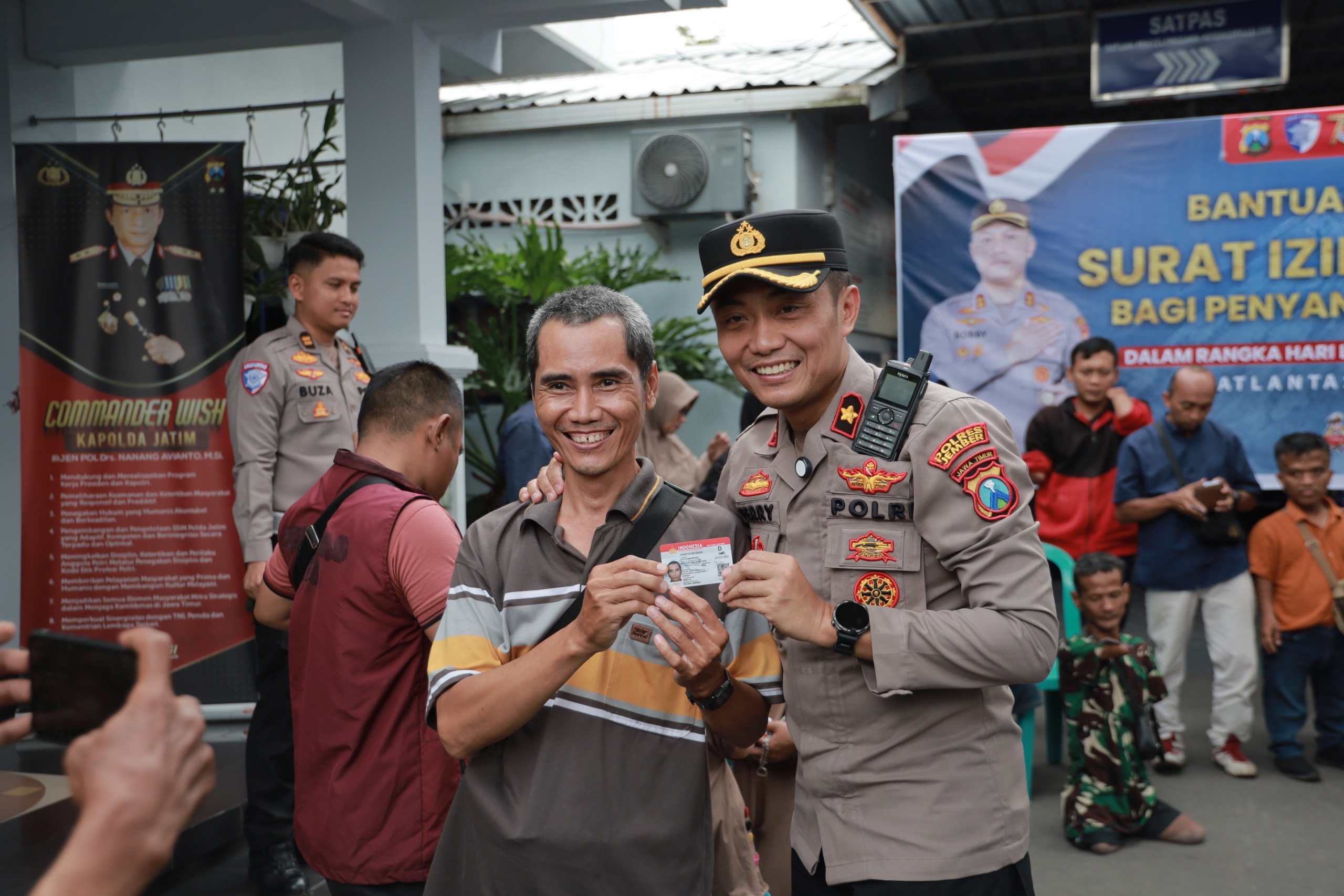 ced8b74a-db13-4504-b869-b9451ff301b3