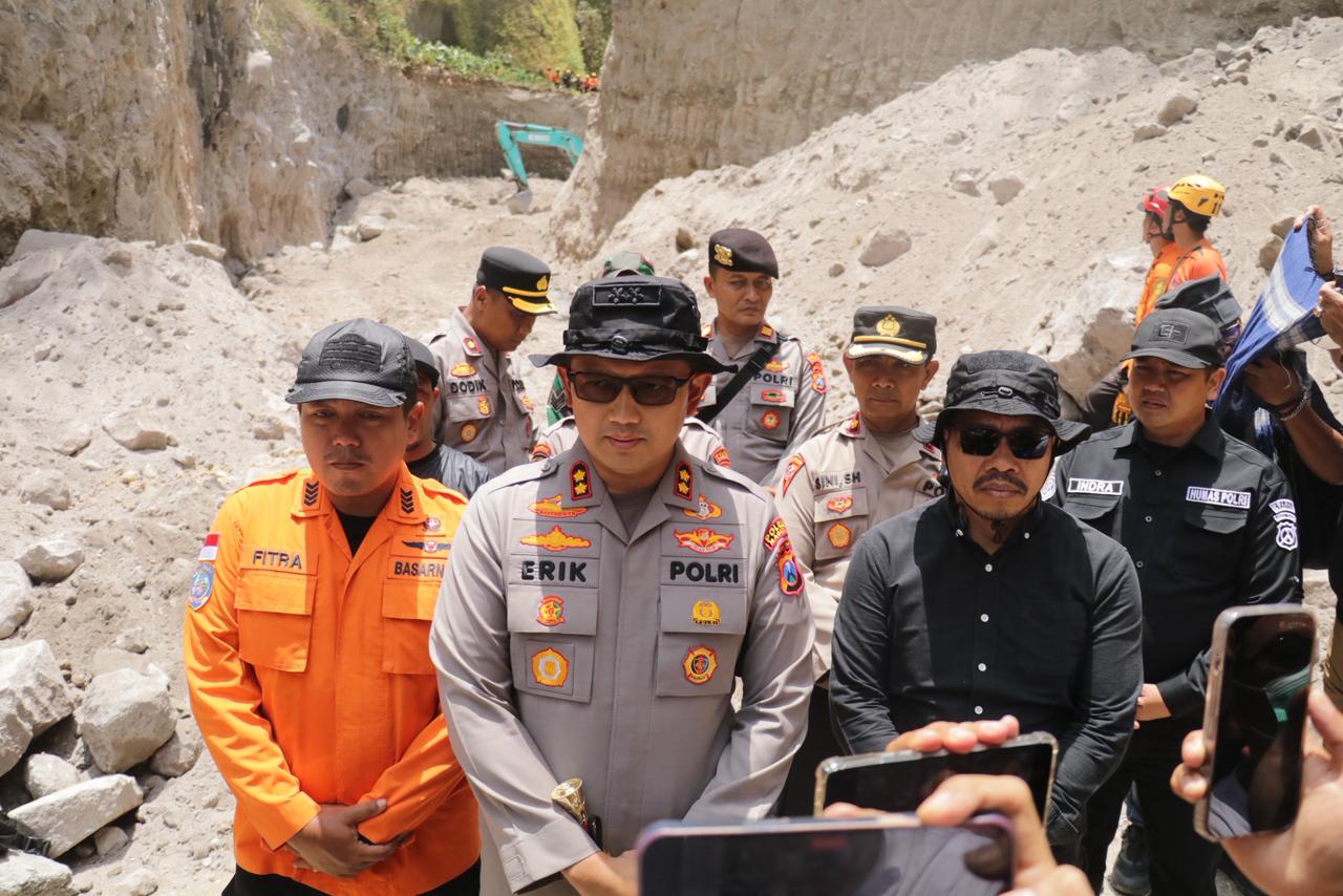 fda56803-c540-4191-9dea-369f74208900